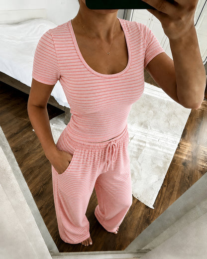 Women's 2 Piece Striped Pajama Set Short Sleeve Square Neck Crop Top and Wide Leg Pants Casual Loungewear