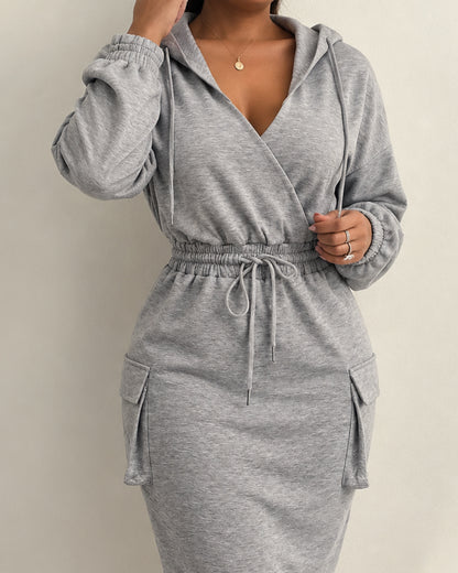 Robe à capuche avec cordon de serrage, col en V, épaules tombantes, taille cintrée, poches cargo à rabat décontractées, design avec cordon de serrage, taille élastique, robe mi-longue