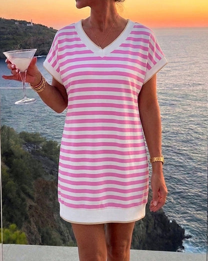Women's Striped V-Neck T-Shirt Dress Summer Casual Short Sleeve Mini Dress Loose Fit Vacation Dress with Pockets