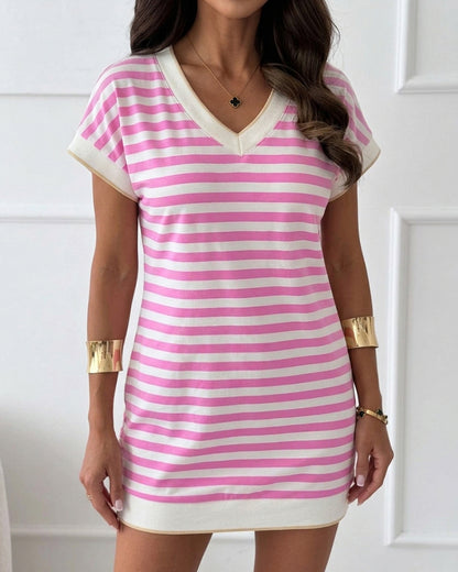 Women's Striped V-Neck T-Shirt Dress Summer Casual Short Sleeve Mini Dress Loose Fit Vacation Dress with Pockets