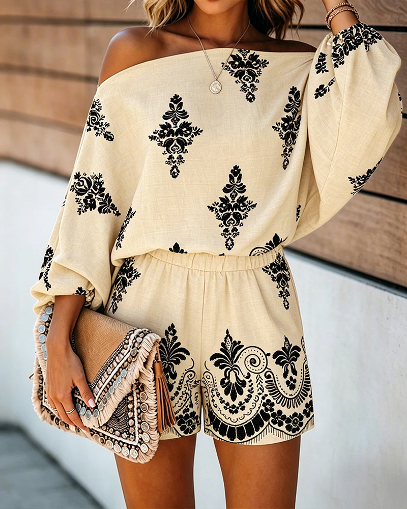 Women's Vintage Print Two-Piece Set Off-Shoulder Batwing Sleeve Top and High-Waisted Shorts Casual Vacation Set