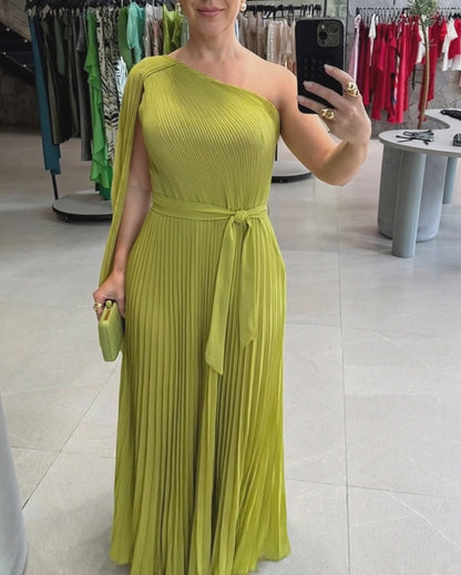 CHICME Women's One-Shoulder Pleated Maxi Dress Asymmetric Draped Cape Sleeve Twist Front Party Dress Elegant High-Waist Evening Dress