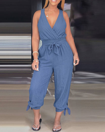 Women's Sleeveless Jumpsuit Surplice V Neck Shirred Waist Cropped Overalls Casual Tied Detail Jumpsuit with Belt