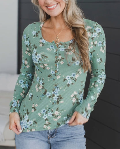 Top de canalé para mujer con estampado de flores pequeñas, cuello henley y manga larga
