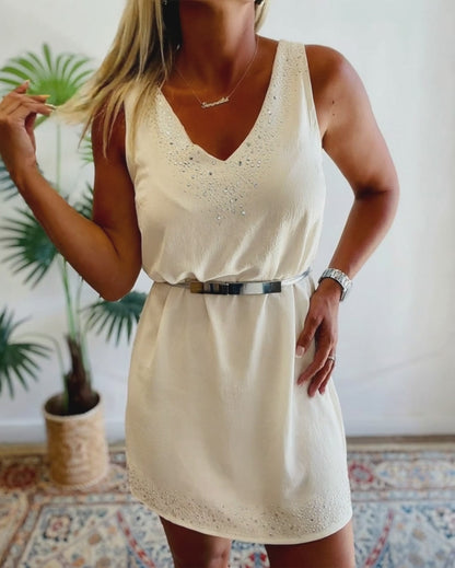 Rhinestone Decor V-Neck Sleeveless Dress Casual Backless Vacation Dress with Belt