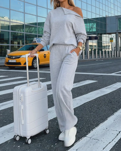 Women's 2 Piece Sweatsuit Set Mock Neck Zip Sweatshirt and High Waisted Straight Leg Sweatpants Casual Loungewear