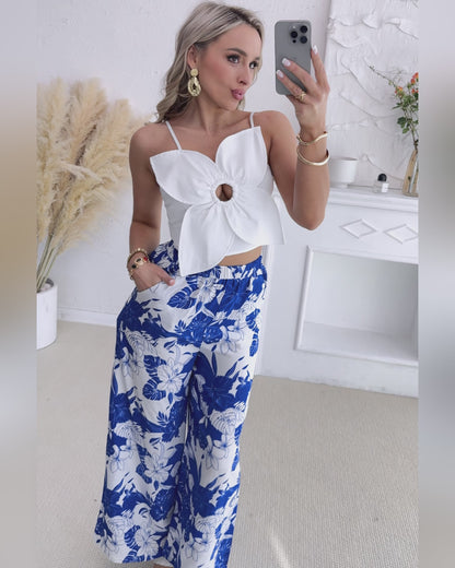 2 Pieces Outfit 3D Flower Decor Asymmetrical Neck Spaghetti Strap Top and Casual Floral Print Wide Leg Pants Set