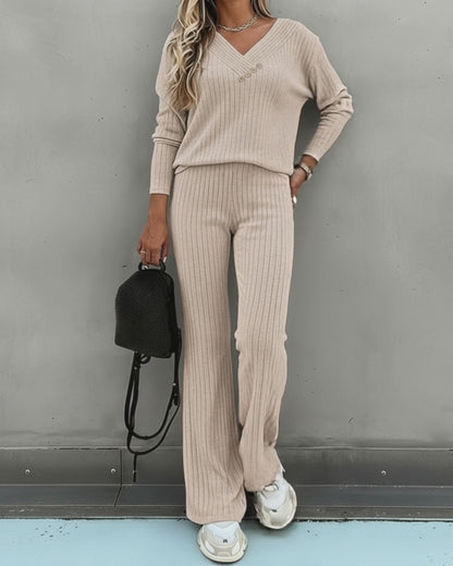 2 Pieces Outfit Button Decor V-Neck Long Sleeve Top and Elastic Waist Straight Leg Pants Set Casual Ribbed Set