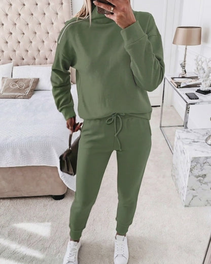 Women's 2 Piece Sweatsuit Outfits Zipper Mock Neck Sweatshirt and Joggers Pants Set Casual Loungewear with Pockets