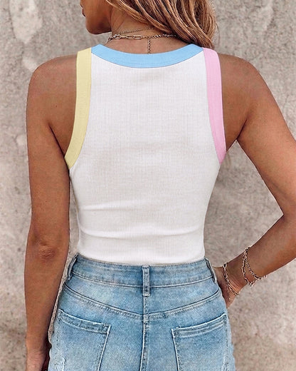 Women's Contrast Binding Tank Top Ribbed Knit Sleeveless Scoop Neck Slim Fit Camisole Top with Built-in Bra