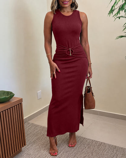 Vestido largo ajustado de punto acanalado sin mangas para mujer, con hebilla dorada, cintura alta fruncida y abertura lateral